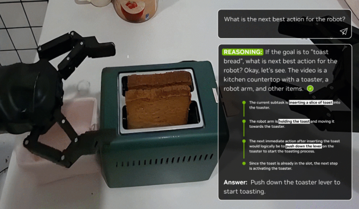 ロボットがパンをトースターに入れる様子（出典：NVIDIA）